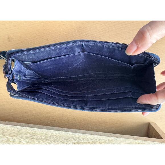 Vera Bradley Iconic Wristlet Wallet - Picture 7 of 8